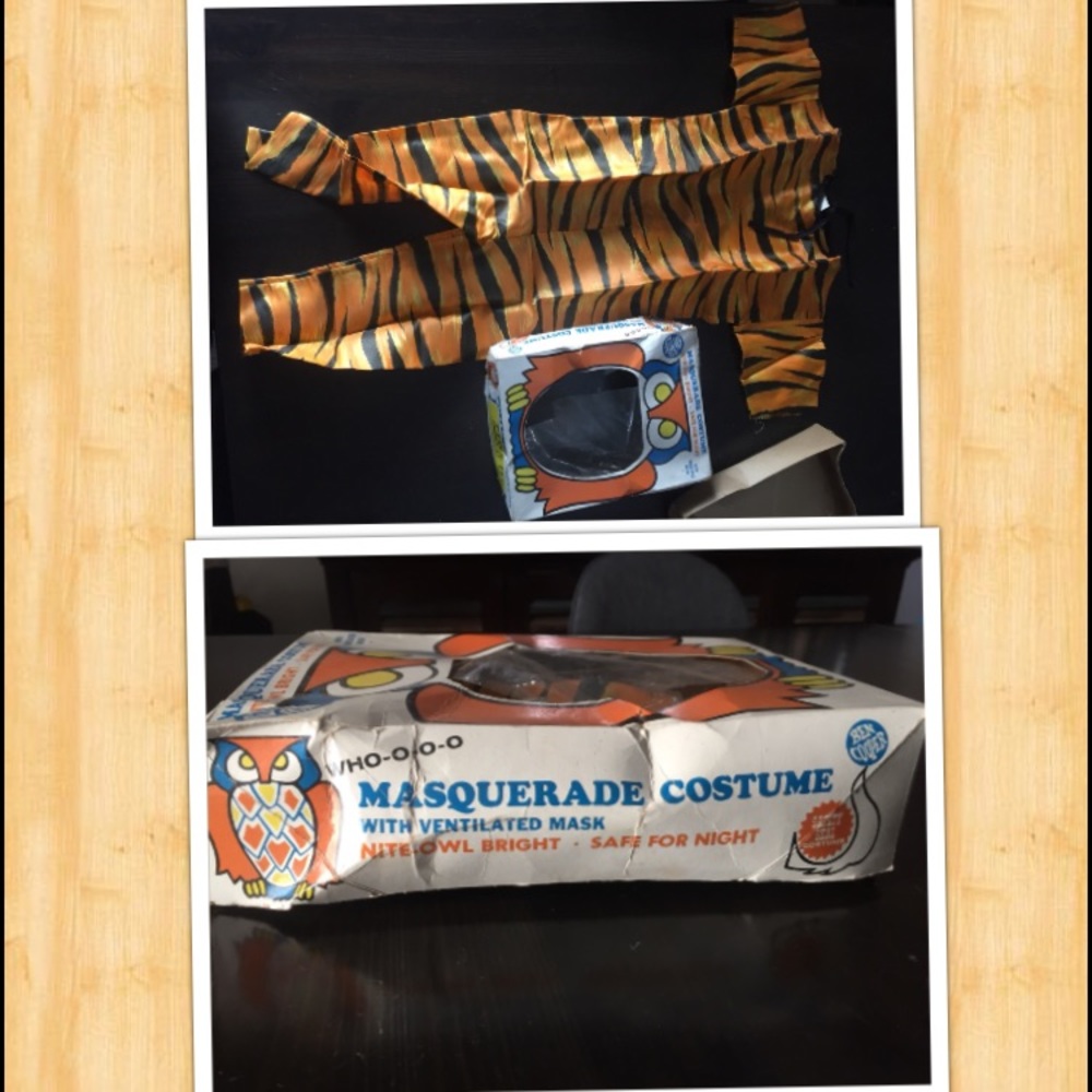 VINTAGE Ben Cooper kid’s tiger costume and box